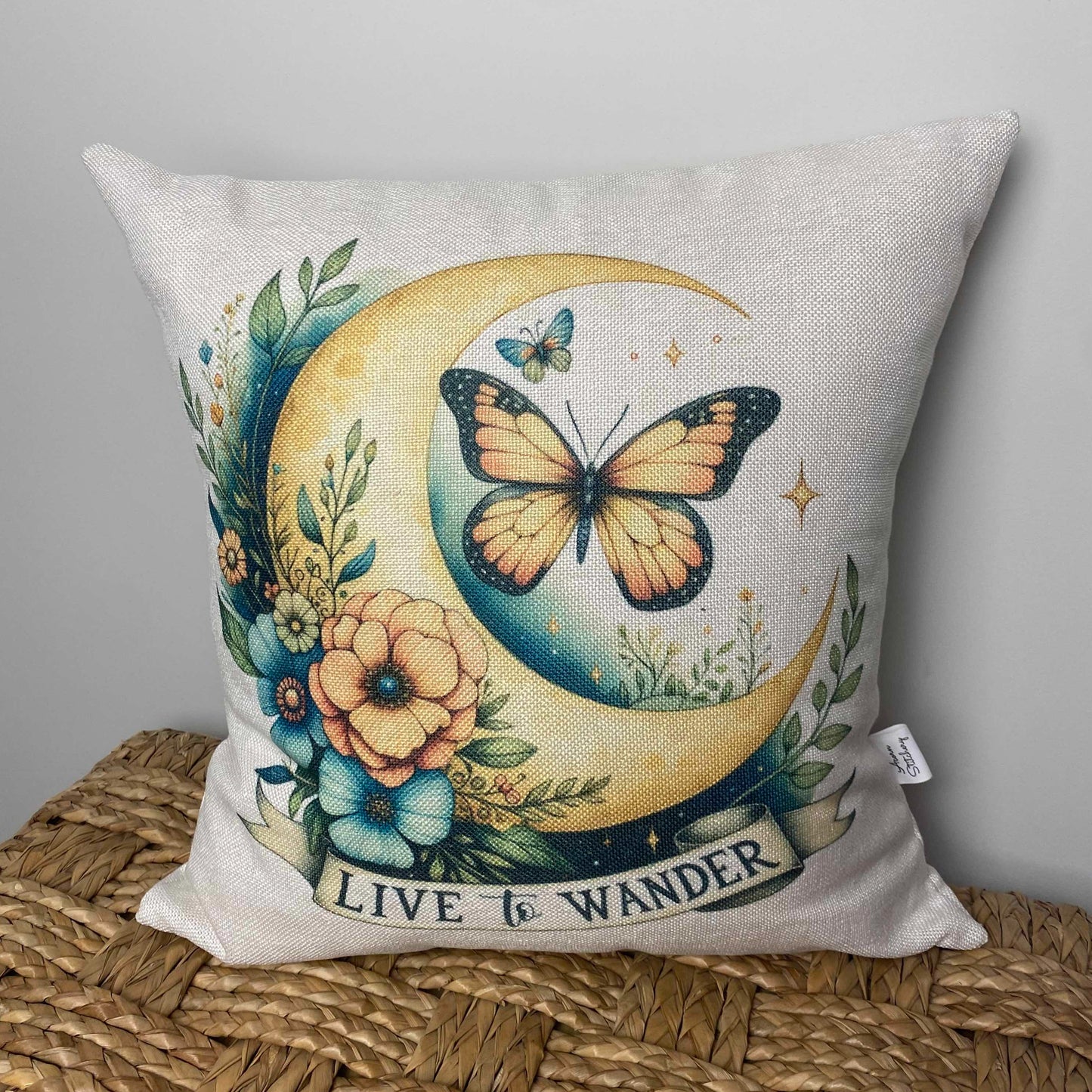Live To Wander pillow 18" x 18"
